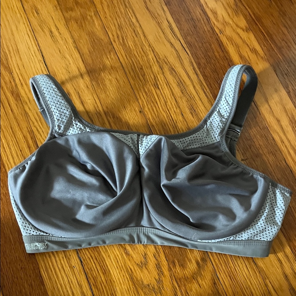 Glamorise Sports Bra 38DD